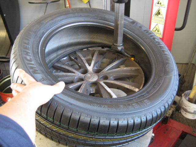タイヤ交換　その２
