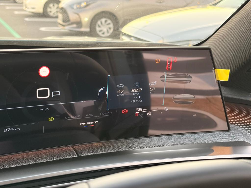 新型3008の魅力を少しご紹介します！
